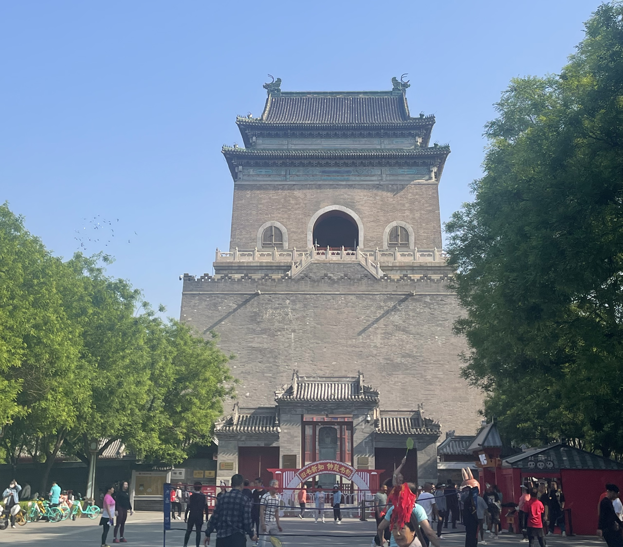 Beijing tour guide :Bell and Drum Towers